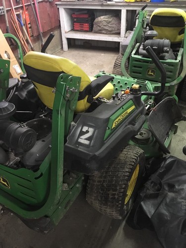 John Deere Z950M 60” Zero Turn Mower 741hrs