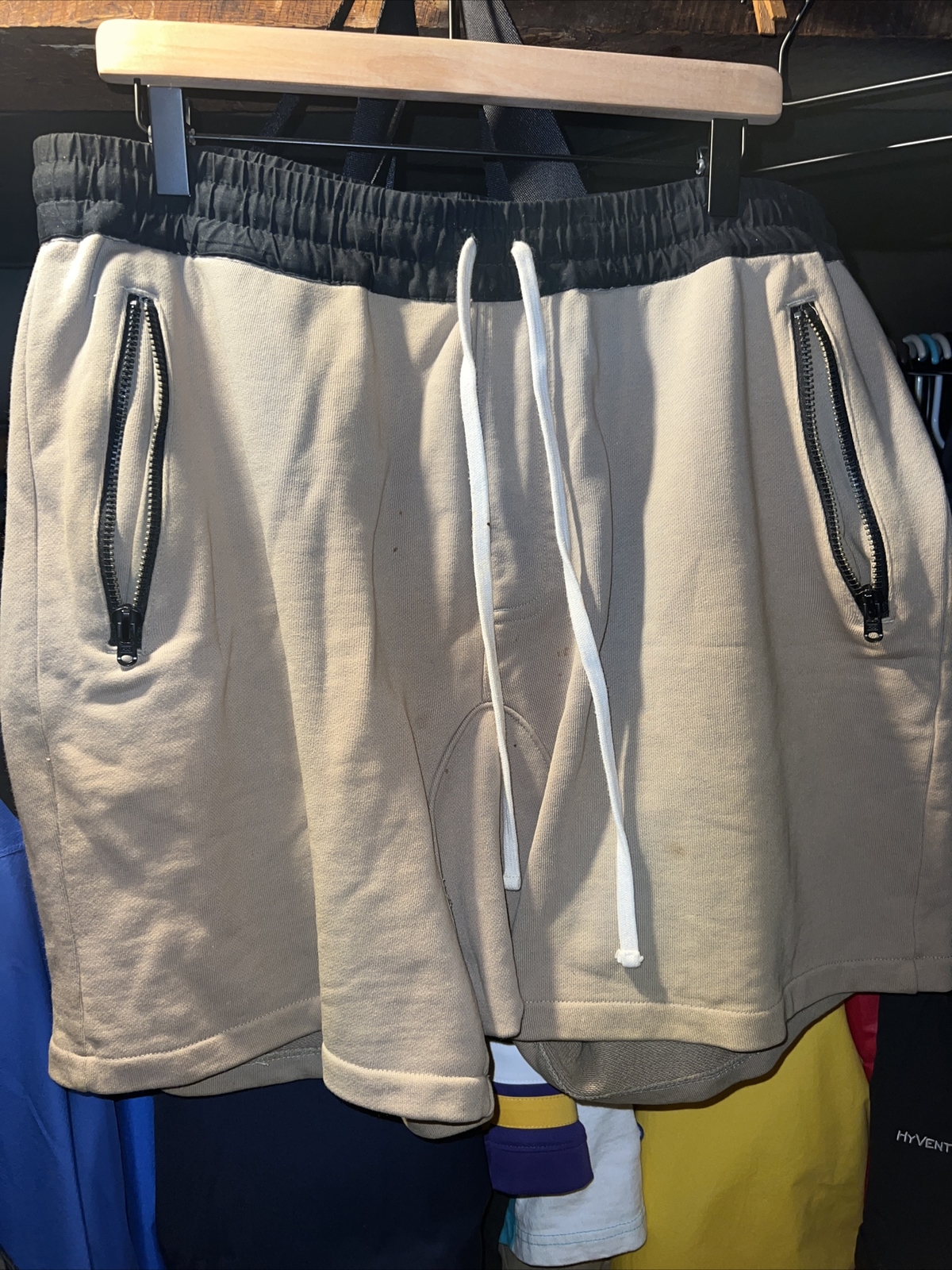 FOG Essentials Sweat Shorts Mens Size 