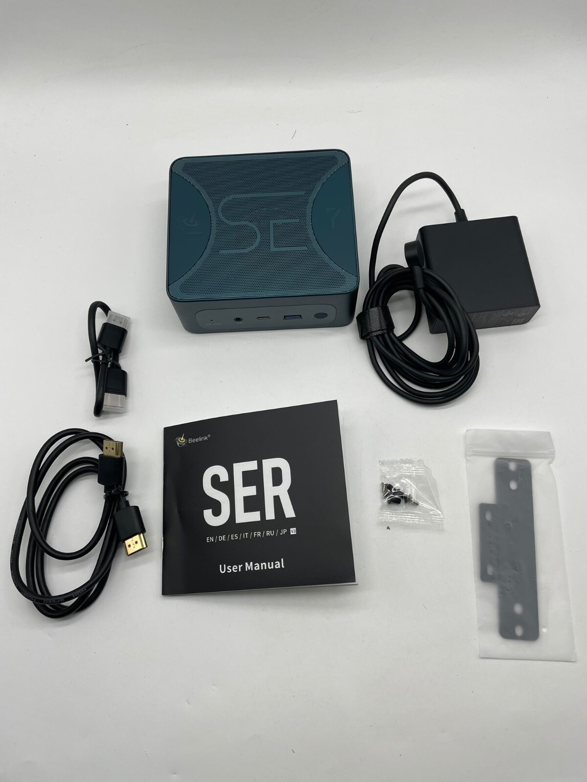 Beelink SER7 Mini PC, AMD Ryzen 7 7840HS(up to 5.1GHz) 8C Beelink SER7 Mini PC, AMD Ryzen 7 7840HS(up to 5.1GHz) 8C