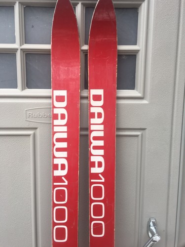 Daiwa 1000 Vintage Skis 190cm Interior Decoration
