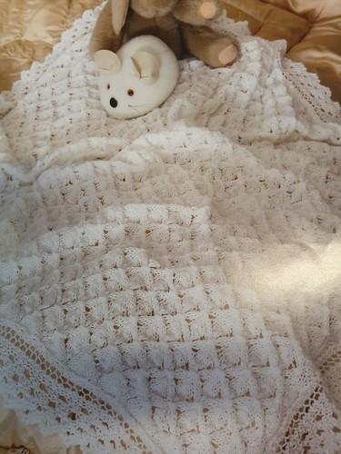 KNITTING PATTERN for Baby Christening Shawl in ply (250) UK
