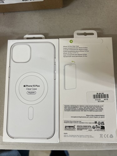 Apple Clear Case with MagSafe for iPhone 15 Plus