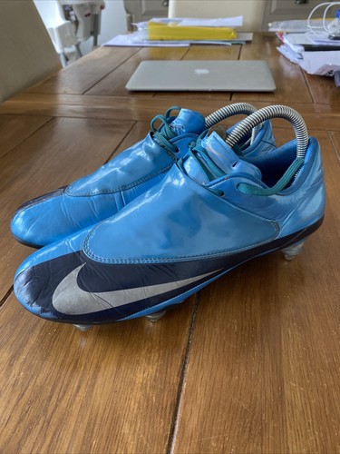 Nike Vapor サッカーシューズ SGソール　 レア商品 大幅値下げ中 Amazon.co.jp: [ナイキ] 27.5cm サッカースパイク 天然芝・人工