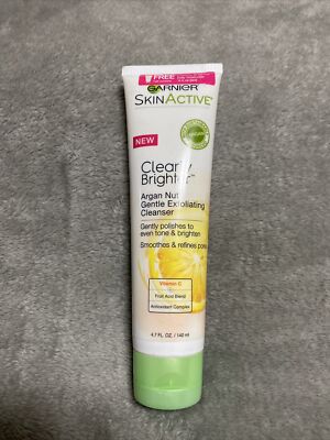 Garnier Skin Active Clearly Brighter Argan Nut Gentle Exfoliating Cleanser 4.7Oz