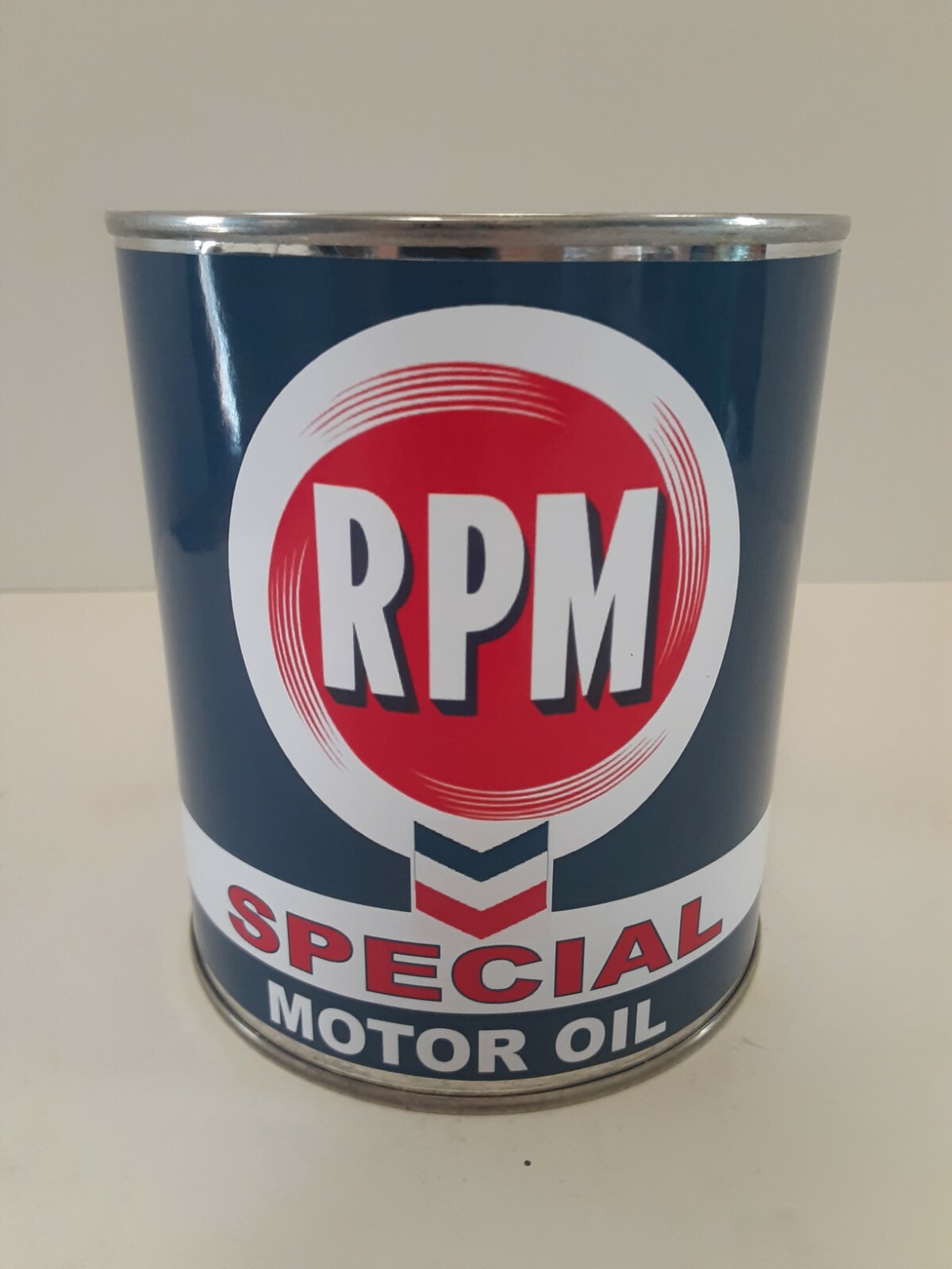 Vintage RPM Chevron / Standard Oil Can 1 qt. - Reproduction