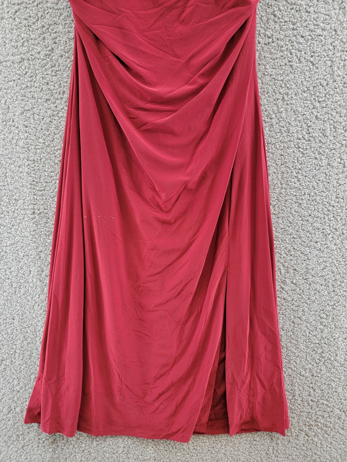 BCBGENERATION Sleeveless Open-Back Midi Dress Women's 12 Rhubarb Zip Closure - Picture 3 of 12