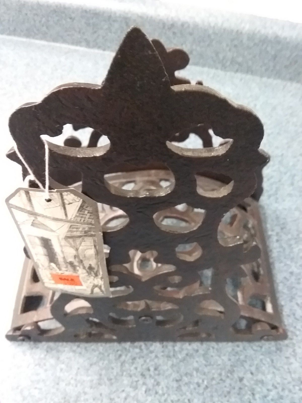 Esschert Design CB6 Cast Iron Hoseholder