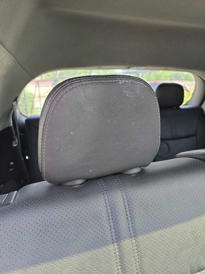 Used Right Rear Headrest fits: KIA SORENTO Right 11 12 13