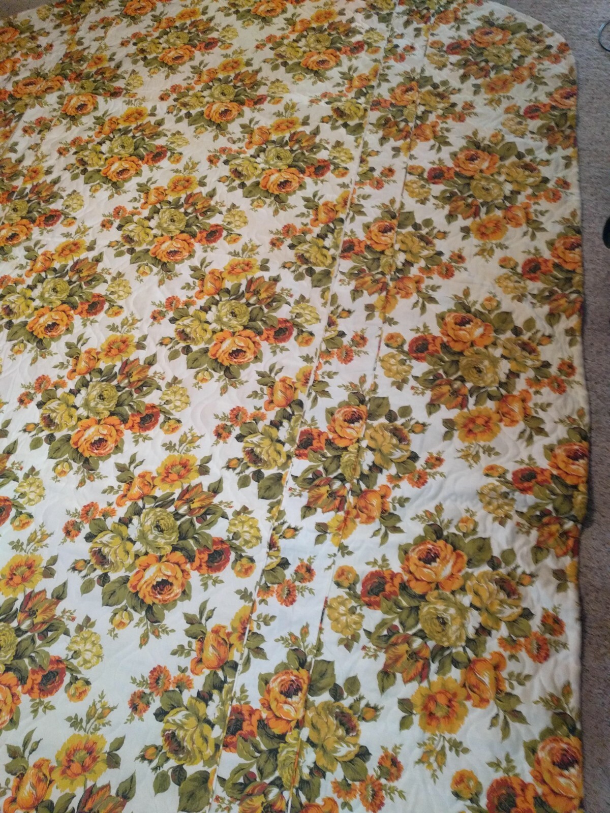 Vintage~Floral~Bedspread~94