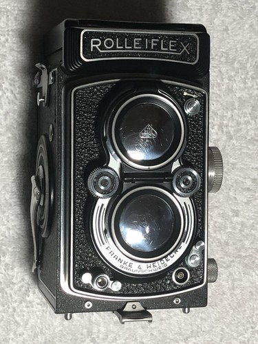 ROLLEI ROLLEIFLEX HEIDOSMAT 2.8  MEDIUM FORMAT CAMERA w/ XENAR LENS