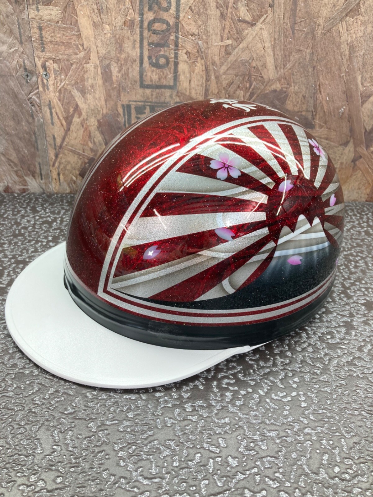 【兜】SPECTACULAR HELMETS OF JAPAN Spectacular Helmets of Japan, 16th-19th Century | Alexandra