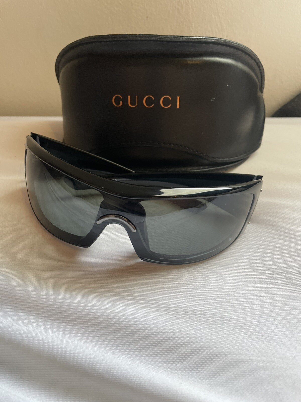 パリコレクション BLACK 110 GNY95 1549/s GG SUNGLASSES GUCCI NWOT MADE GUCCI 小物