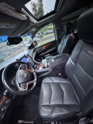 image 8 of interior