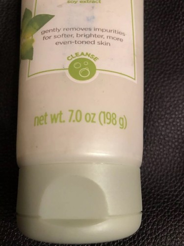 Aveeno Positively Radiant Skin Exfoliating Daily Facial Scrub 7 oz