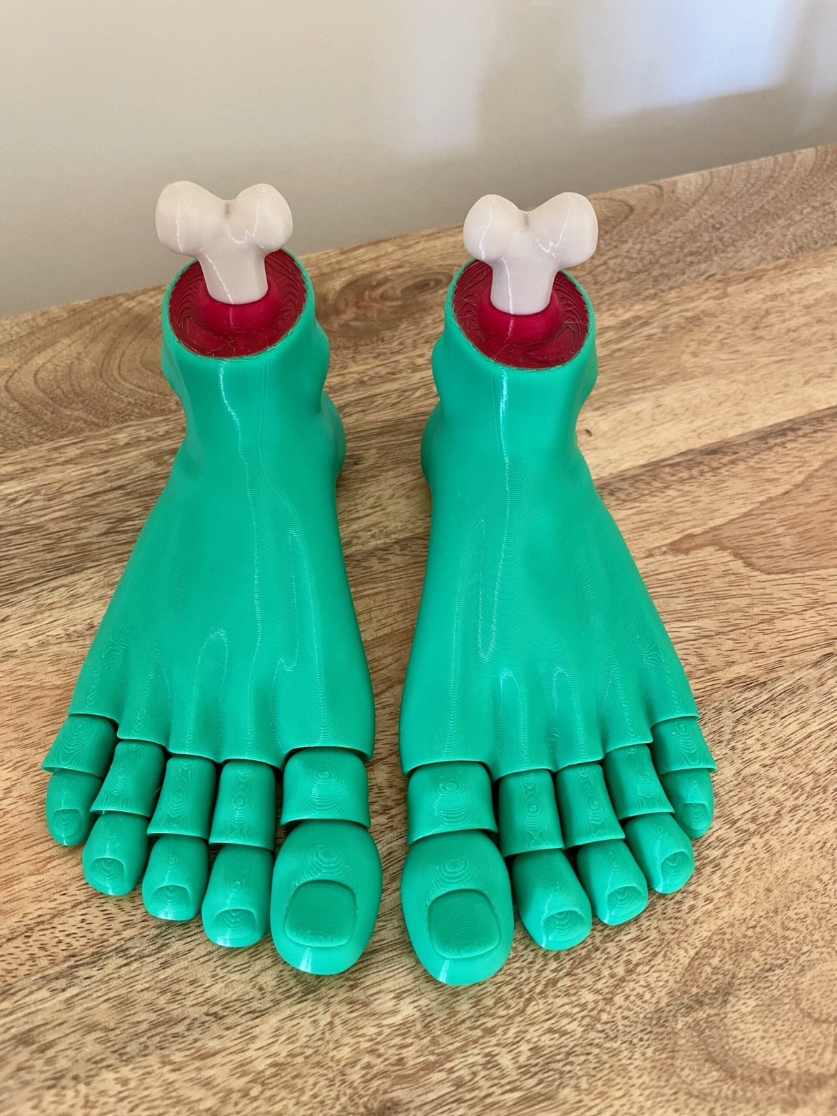 Articulated Monster Feet Halloween Decor & Gothic Home Accessory