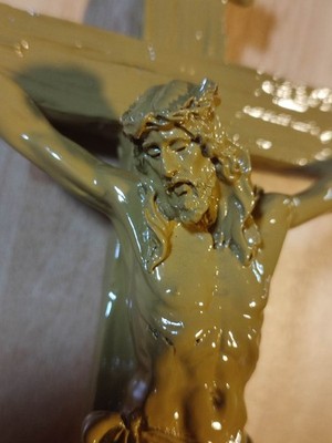 Wunderschönes Kruzifix Wandkreuz in Baige Jesus Christus geliebter Heiland 24 Cm