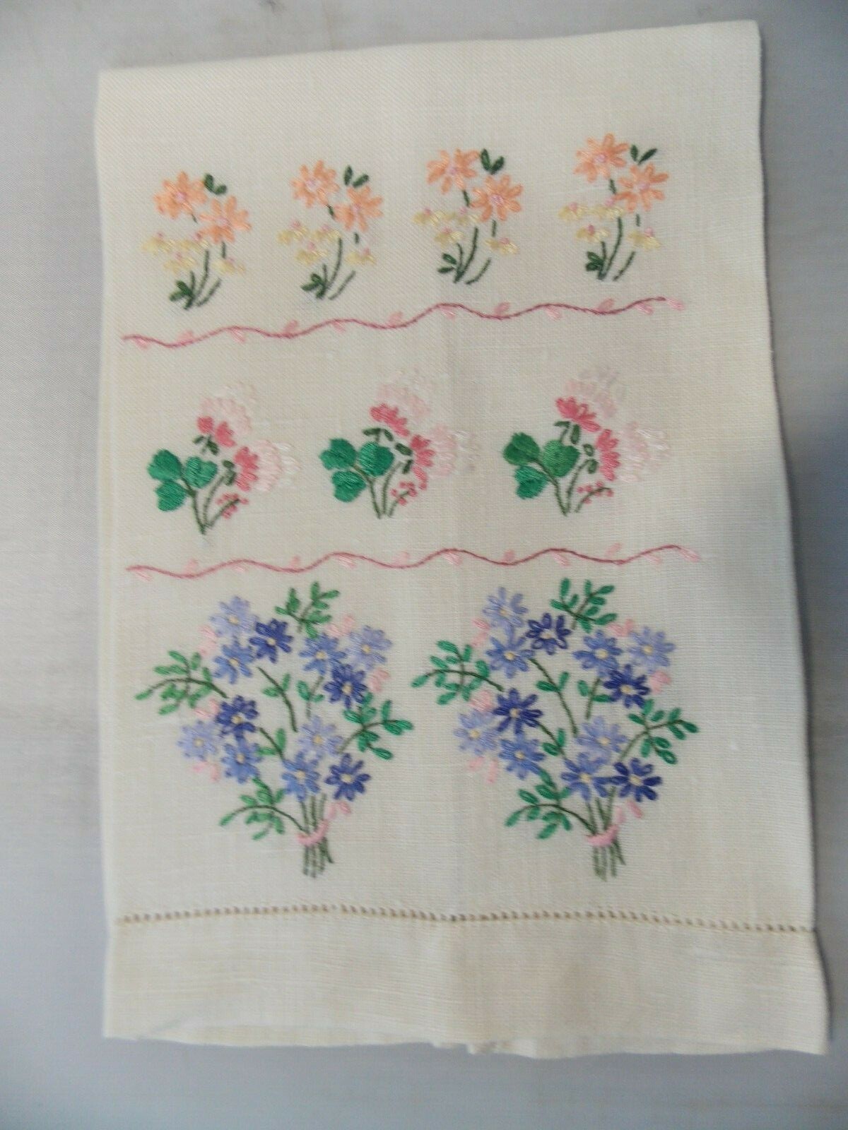 Lot of 5 Vintage Cotton/ Linen Embroidered Hand Towels
