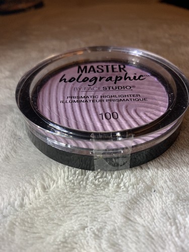 Maybelline Face Studio Master Holographic Prismatic Highlighter 100 Purple