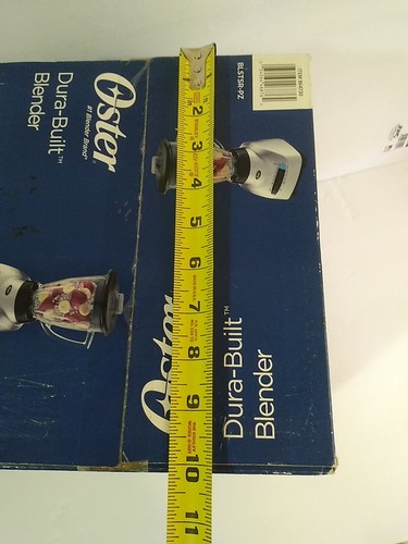 New In Box Oster Dura-Built Blender 10 Speed Heavy Duty BLSTSR-PZ