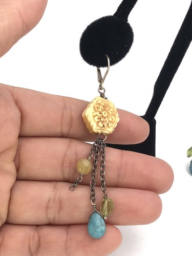 Handmade 925 silver dangling earrings View 2