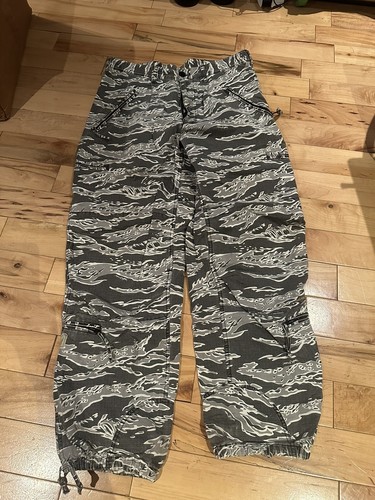 WTAPS Grey Tiger Camo 8 Pocket Flight Cargo Pants Medium
