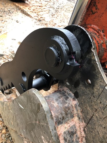 KUBOTA HYDRAULIC MINI EXCAVATOR THUMB KIT KX057 KX161 U45 U50 U55 PIN ON BUCKET