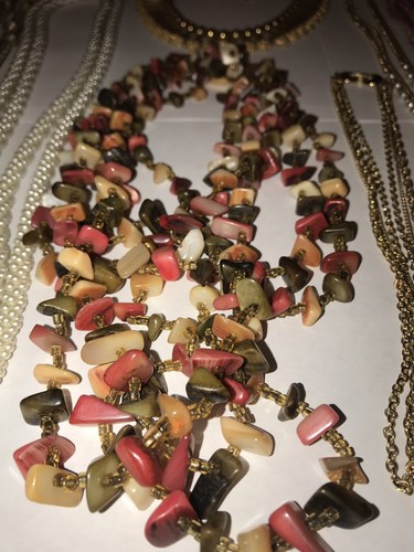 Mixed Lot Of Vintage Gold Tone Costume Jewerly 9 Necklaces And 1 Bracelet