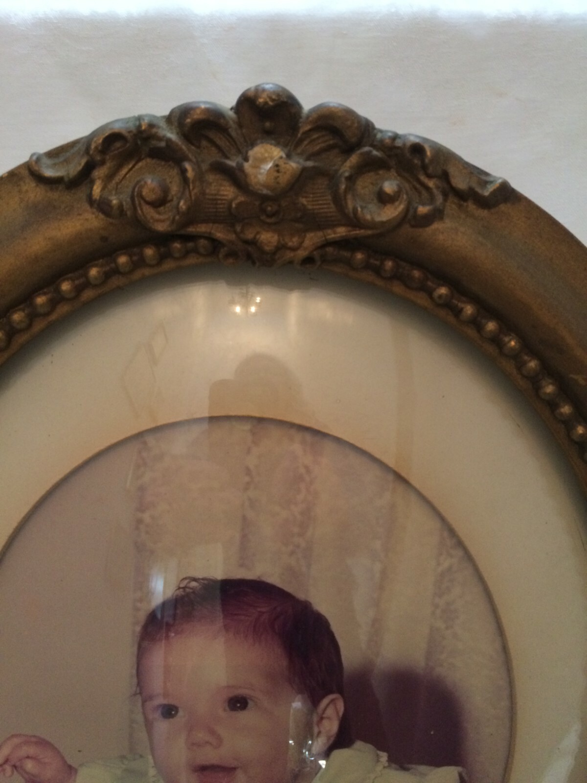 Vintage Gesso Gold Oval Wooden Frame With Convex Glass