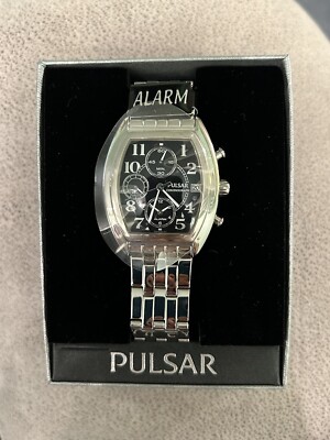 Pulsar PF3055 Chronograph Alarm Watch with 7T62 Movement Needs Battery NIB
