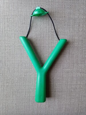  Greenbrier Water Bomb Slingshot Color Green NWOT 