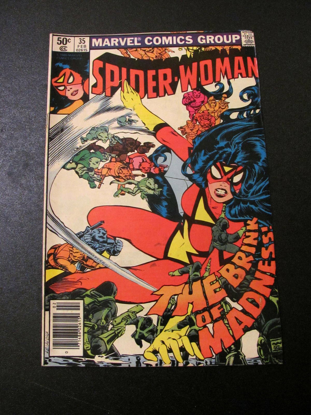 Spider-Woman #35 (1981) FN Marvel Comics Newsstand Issue BIN
