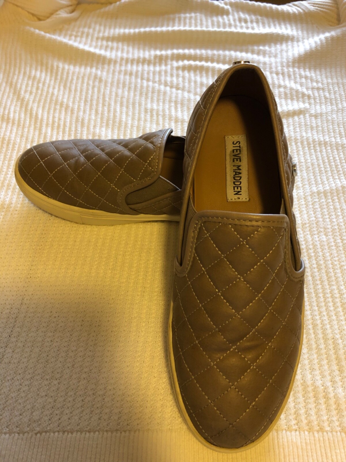 Steve Madden Ecentrcq Women’s Size 8.5M Quilted Slip On Shoes  Sneaker Brown