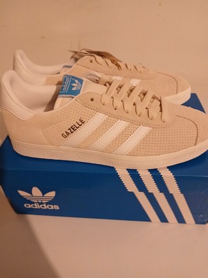 adidas gazelle size 5.5
