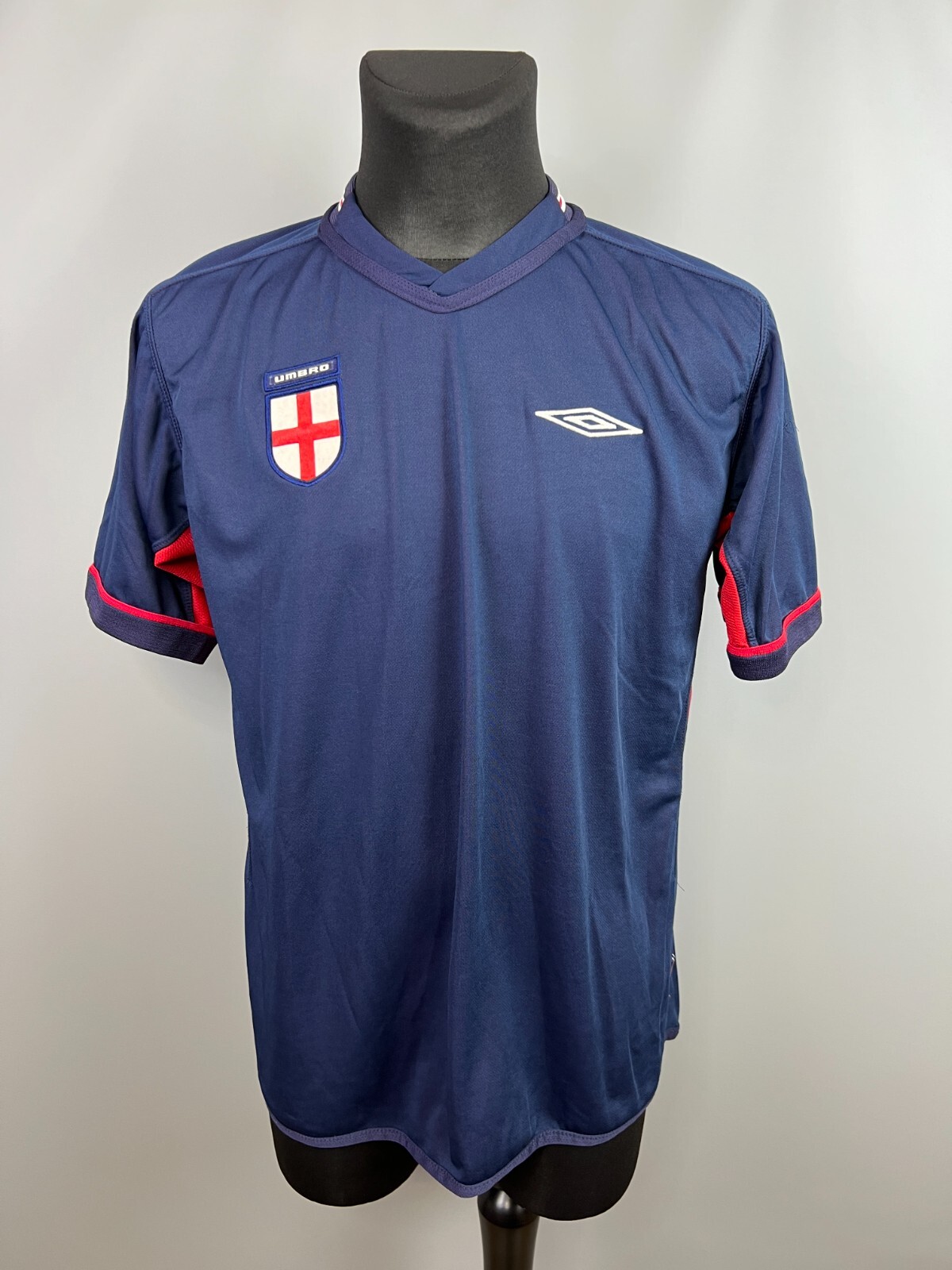 ENGLAND 2002 2004 AWAY SHIRT FOOTBALL SOCCER JERSEY UMBRO ENGLAND 2002 2004 AWAY SHIRT FOOTBALL SOCCER JERSEY UMBRO