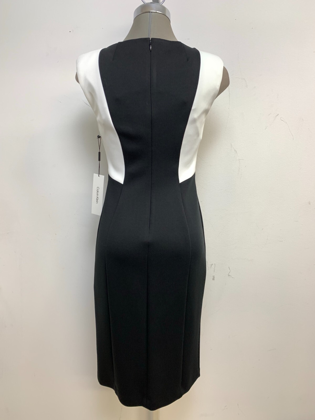 

Платье-футляр Calvin Klein NWT ЧЕРНОЕ/КРЕМОВОЕ с цветными блоками, размер, Black and cream