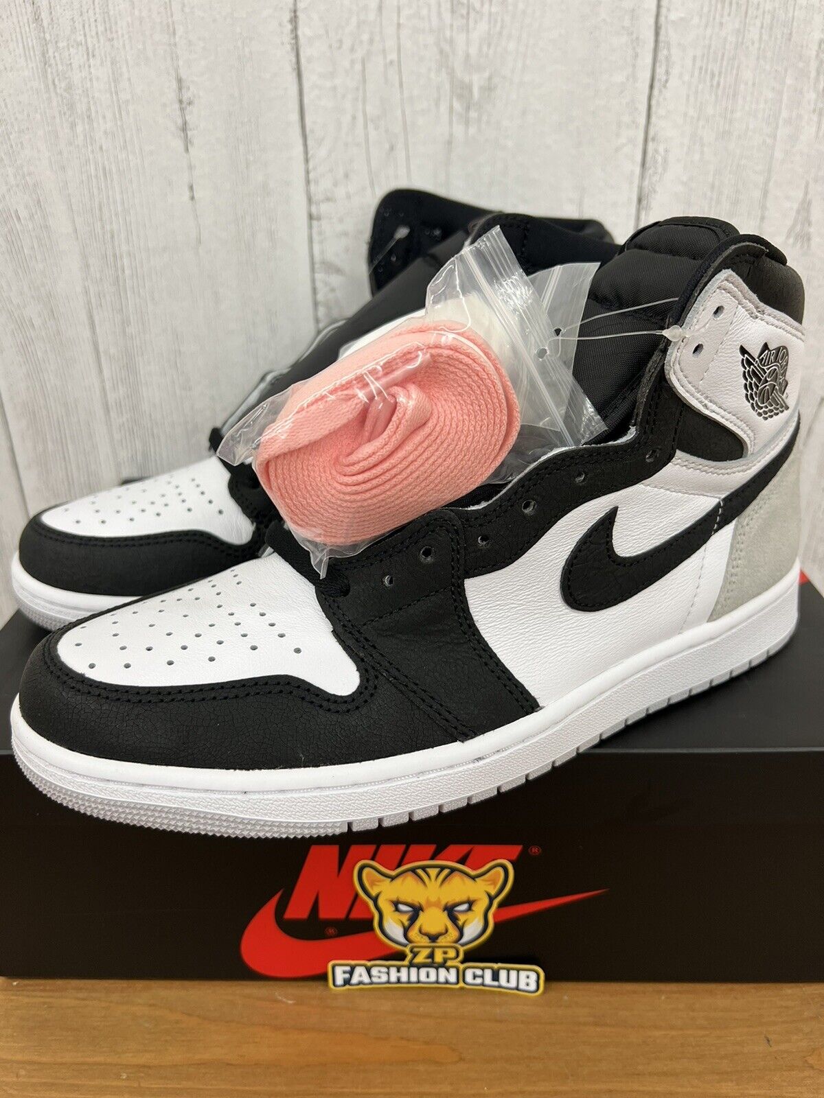 Air Jordan 1 Retro High Bleached Coral Stage Haze MEN 555088 Air Jordan 1 Retro High Bleached Coral Stage Haze MEN 555088