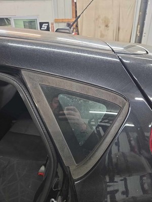 Used Left Quarter Glass fits: FORD FIESTA Left 11 12 13 14 15 16 17 18 19