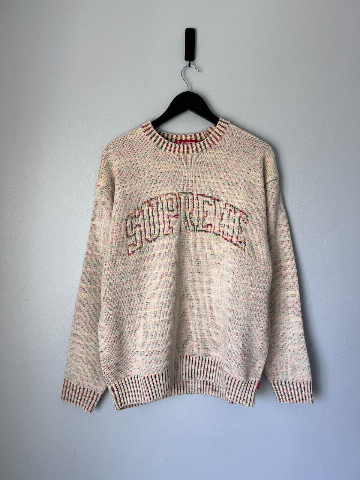 Supreme Contrast Arc Logo Sweater - Size Large - White - NEW Supreme Contrast Arc Logo Sweater - Size Large - White - NEW