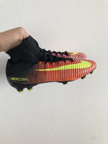 Nike Mercurial シューズ ブラック/イエロー/レッド24.5センチ Nike Mercurial シューズ ブラック/イエロー/レッド24.5センチ