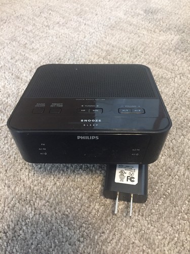 Philips AJ3116M37 FM Alarm Clock Radio - Black Excellent Condition!!