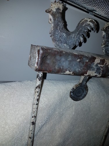 ANTIQUE CARNIVAL SHOOTING GALLERY TARGET ,STILL ON RODS ,DOUBLE TARGET