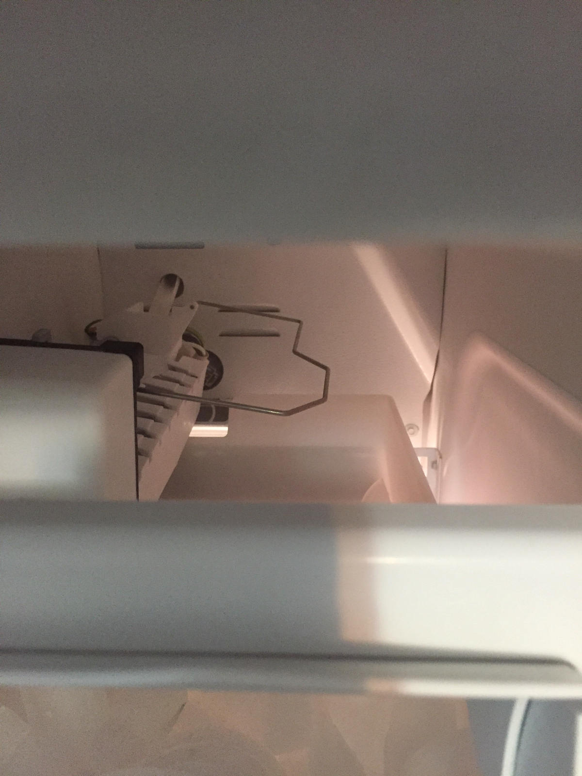 Ice Maker Assembly for Frigidaire FFSS2614QS6A FFSS2614QS4A