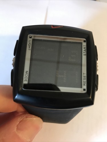 Very RARE Nike Black Watch Silicone Band Digital Red Swoosh Very RARE Nike Black Watch Silicone Band Digital Red Swoosh