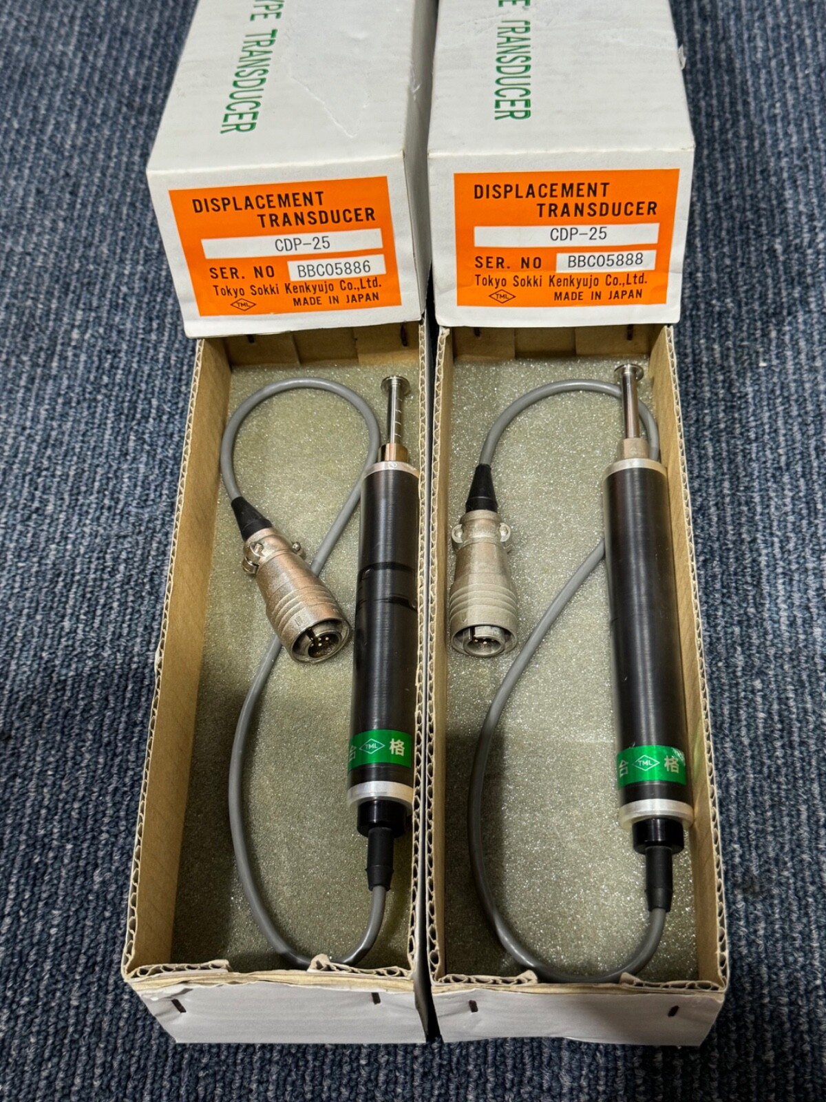 Lot of 2 Tokyo Sokki Kenkyujo CDP-25 Displacement Transducer Lot of 2 Tokyo Sokki Kenkyujo CDP-25 Displacement Transducer