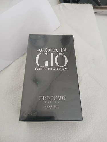 Foto dell'oggetto di un acquirente verificato
