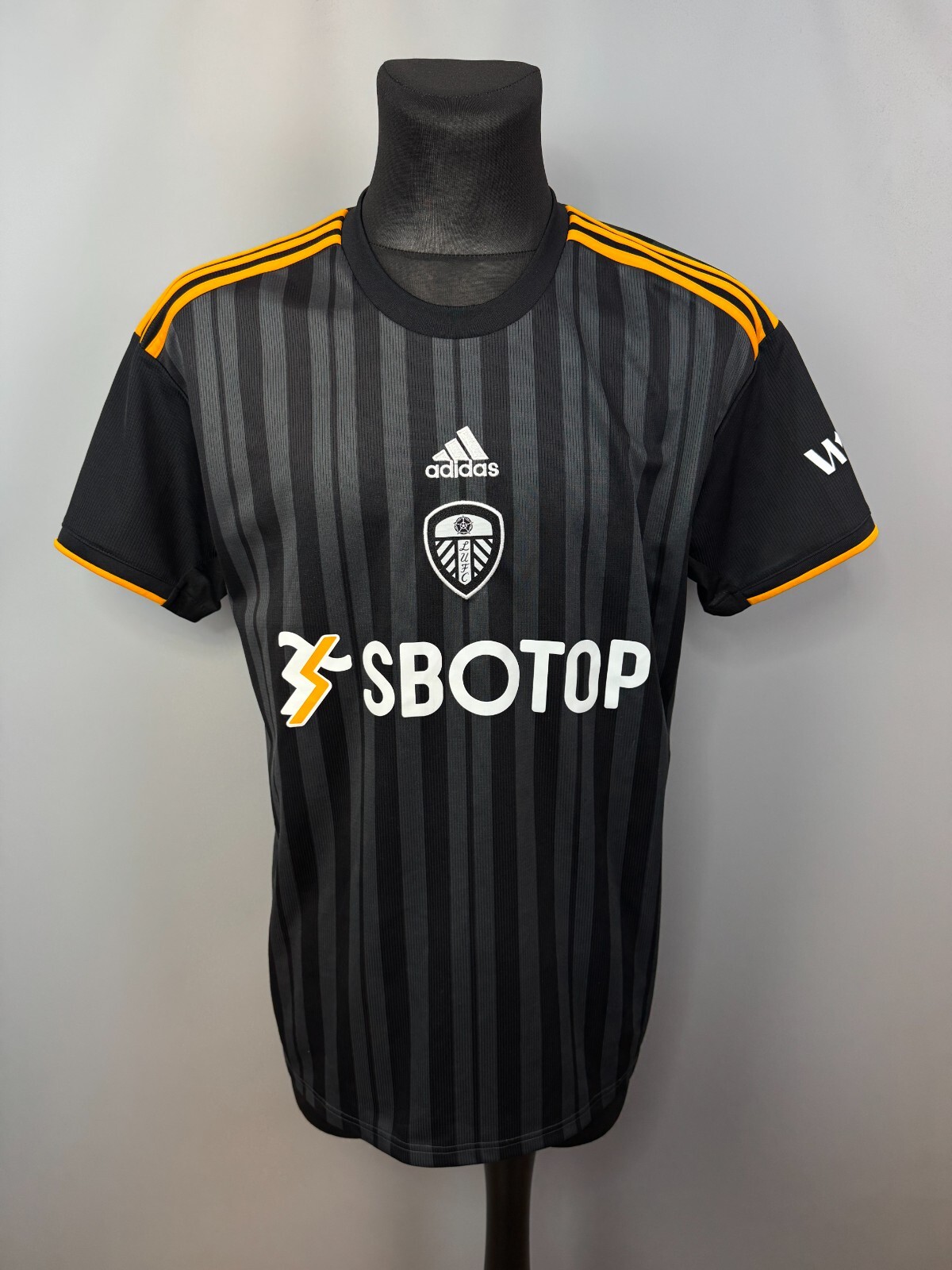 $_57.JPG?set_id=880000500F $_57.JPG?set_id=880000500F