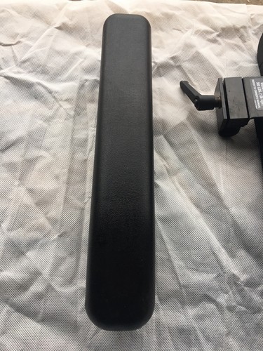 (Extra Nice) Invacare PRONTO M41 M51 POWER WHEELCHAIR R & L arm rest SET