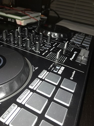 Pioneer Ddj-rb DJ Controller for Rekordbox