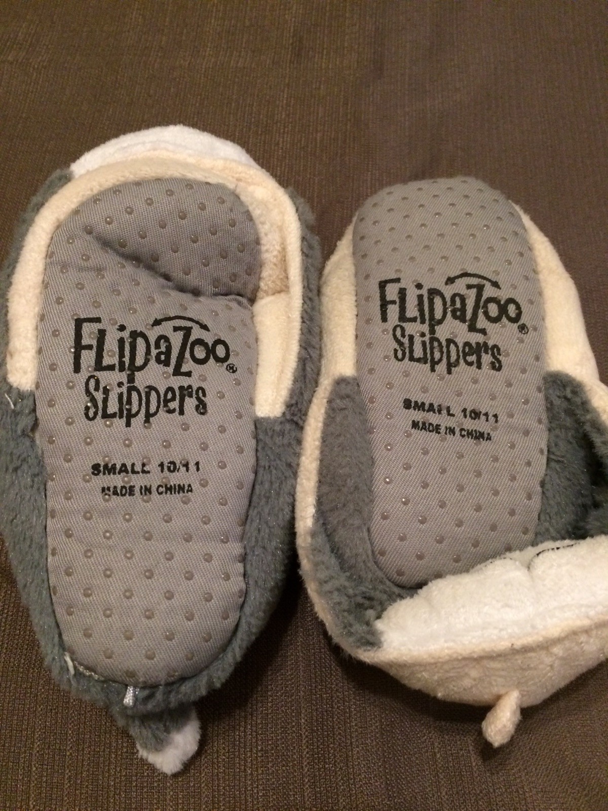 FlipaZoo Toddler Children's Husky/Polar Bear Size Small 10/11 Slippers Shoes