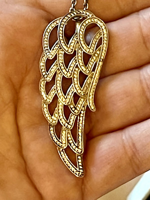 PANDORA ANGEL WING NEW SPARKLING PENDANT W/ PANDORA CHAIN NECKLACE REG$190 SALE!
